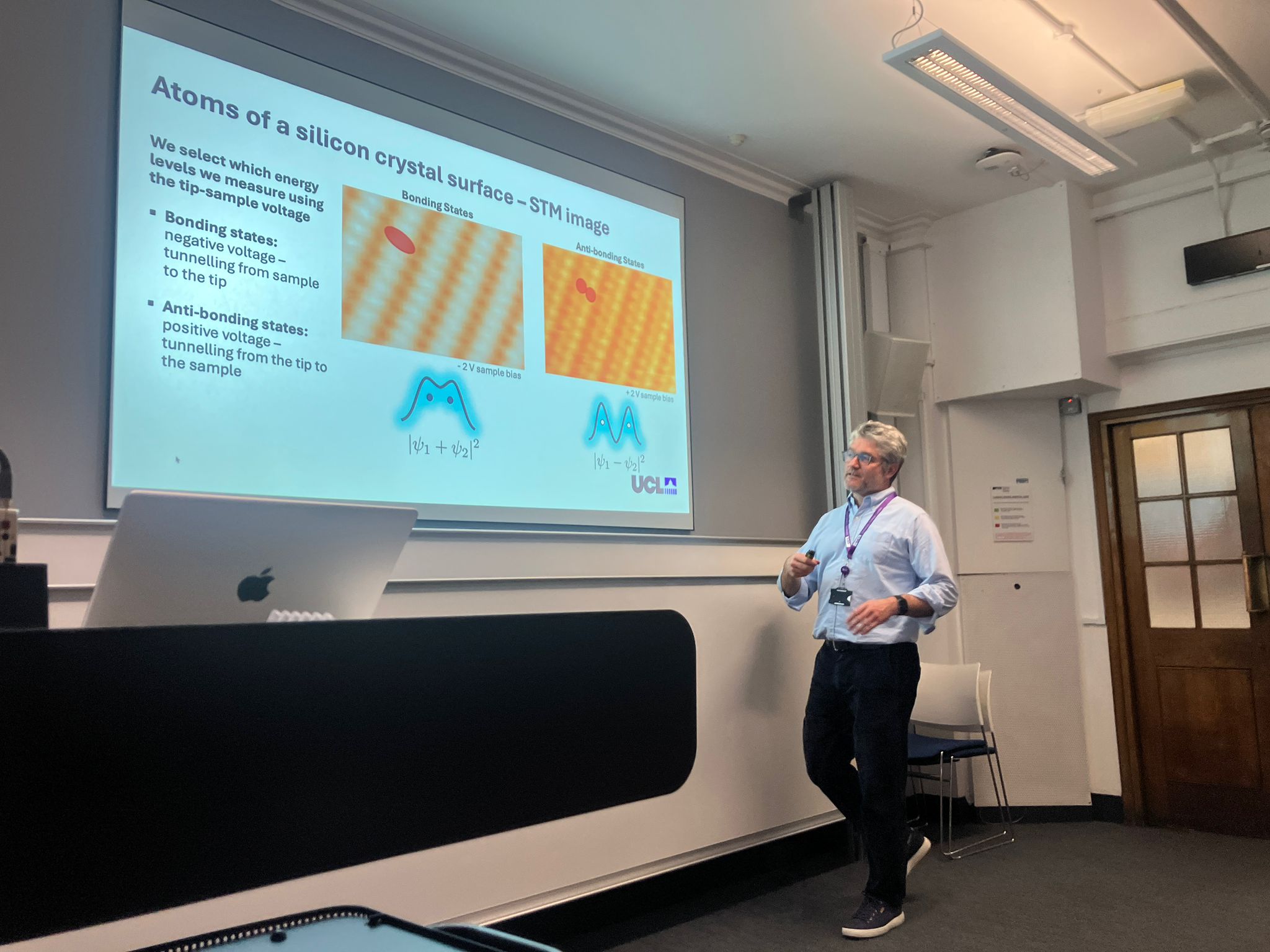 Steven Schofield giving a seminar to visiting high school students from the American School in London